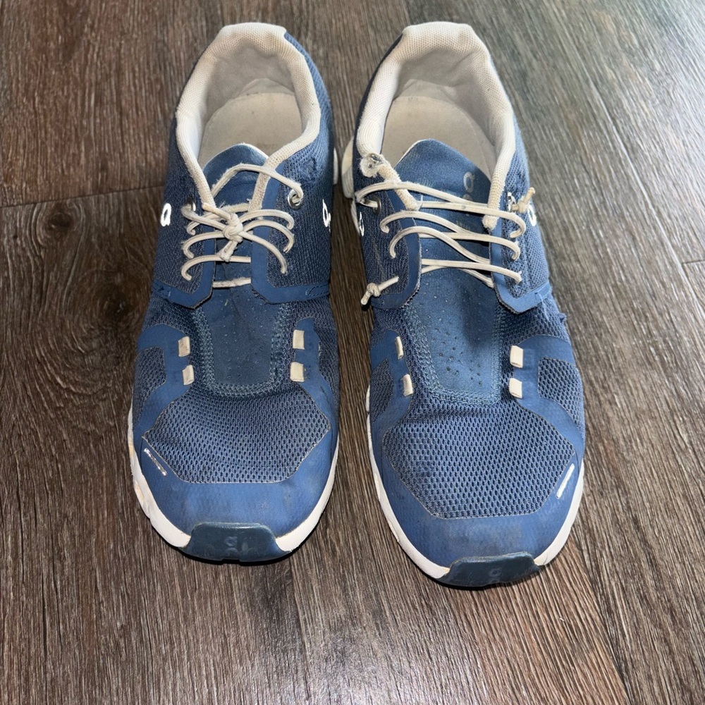 On running women’s 9 Athletic Shoes